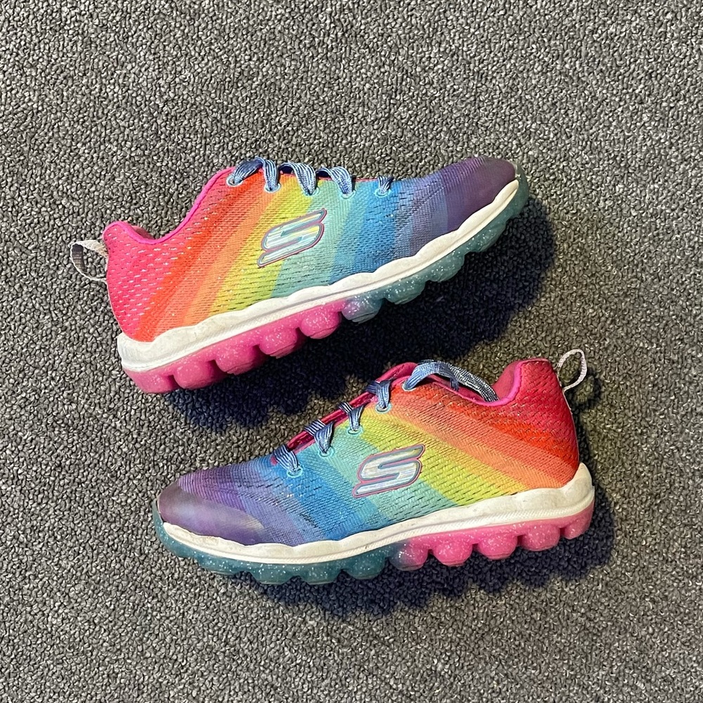 Kids rainbow 🌈 Sketchers